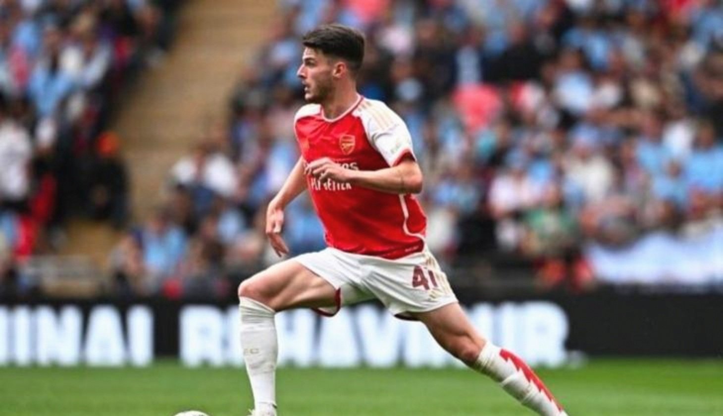 阿森纳后防线负伤人员增加，主帅困扰不已的简单介绍