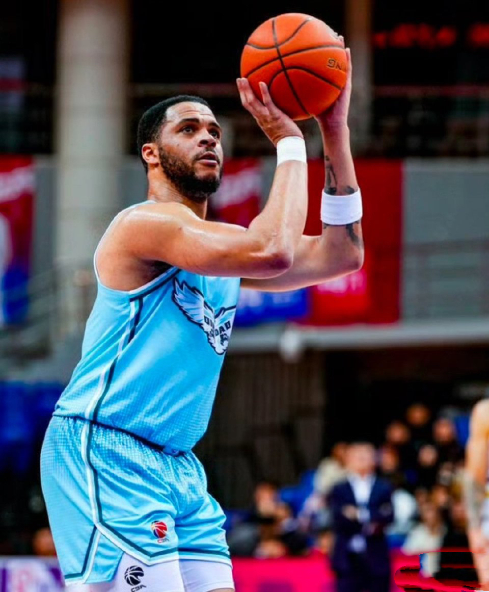 本场比赛表现出色的球员:或将成为MVP?的简单介绍 本场比赛表现出色的球员:或将成为MVP?的简单介绍